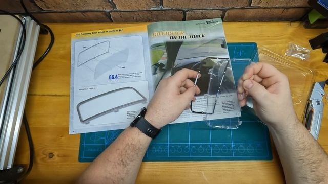 Dodge Charger 66/110. Installing The Rear Window [ I ].