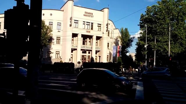 Правният факултет в Белград, Сърбия