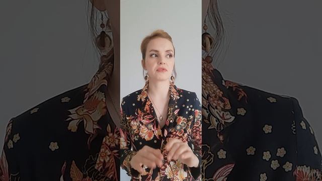 Как не бояться сцены? Как не бояться выступать?
Как не бояться петь? Уроки вокала