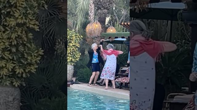 Хотите сбежать из ребцентра, как героиня шпионского романа? 😆 🥷 Не спешите! 
#долгожитель #shorts