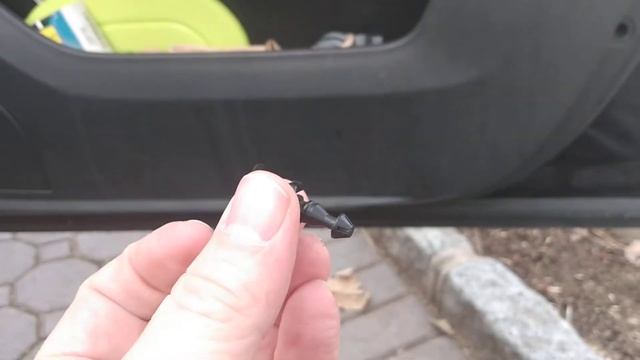 Chrysler300 door handle part1