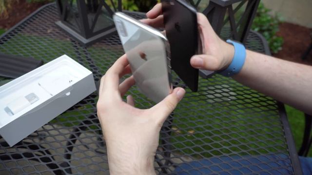 iPhone XS Max Unboxing  Overview