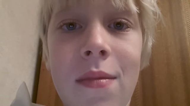 Какие у меня глаза ????? ÷}