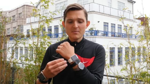 In-Depth Review - Apple Watch vs Android Wear