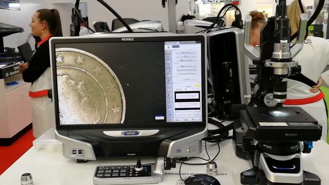 Новый микроскоп создаёт 3D-изображения.