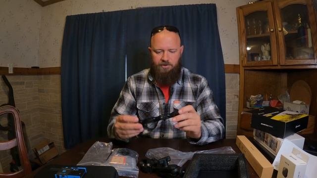 Insta 360 One X2 with Motorcycle Bundle Unboxing