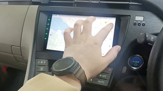 Штатная магнитола для Toyota Prius XW30 2009-2015 правый руль на Android