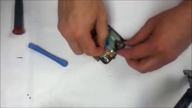LG P999 G2X disassembly