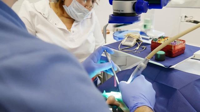 Рабочие будни микроскопной стоматологии "Денталь Профи"