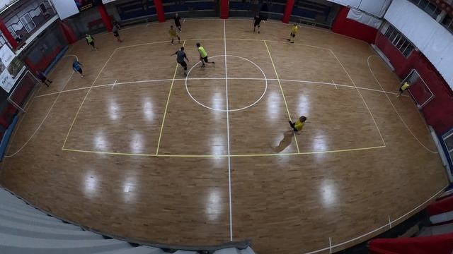 Футбол 24-10-2024 10(ж) - 7(т) 1ч.