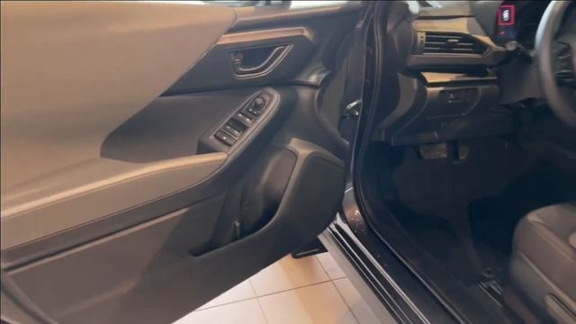 2024 Subaru Crosstrek | MAGNETITE_GREY_MET | 4CR4951