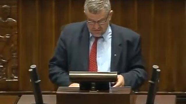 [155/395] Jan Krzysztof Ardanowski: Jednym z mitów powtarzanych jak mantra przez obecną koalicj...