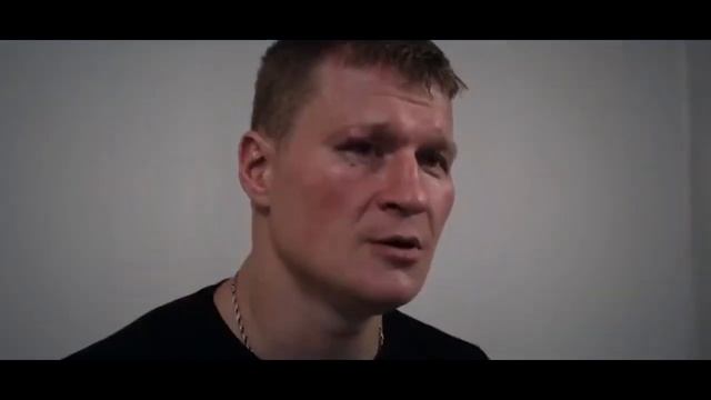 Кувалда снизу Поветкин срубил с одним ударном.