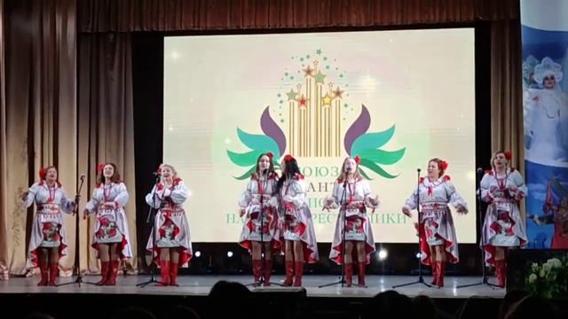 Народный Фольклорно-этнографический ансамбль "Забавушка", песня "Через Сад Виноград"