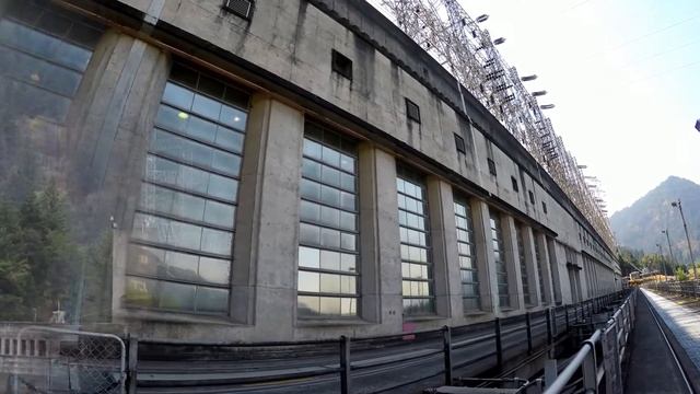 EES EAEC.The largest power plants. The Bonneville Dam