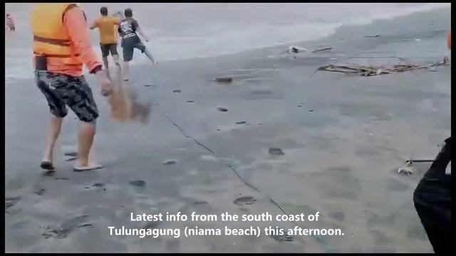 Trapped  Fishing Boat in sea  east Java || Indonesia