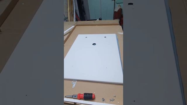из чего состоит дешёвое зеркало