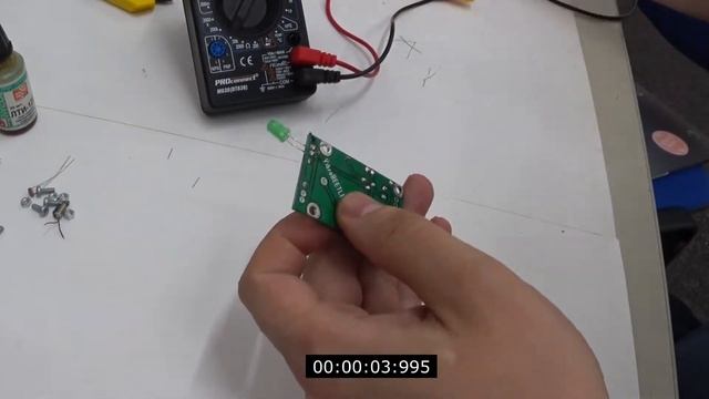 Videonávod na stavbů "ROBOT – BROUK"
