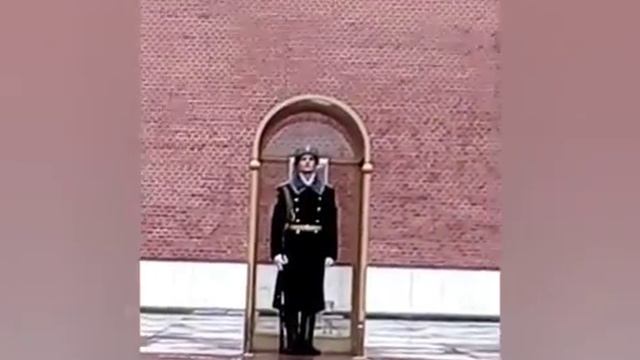 Гуляю по кремлю (на экскурсии)
