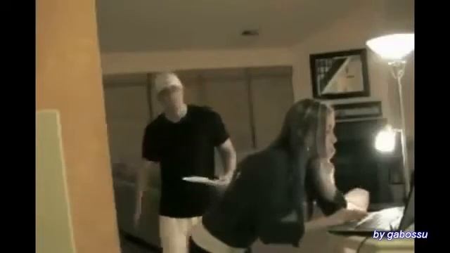 Приколы с девчонками.mp4