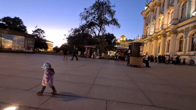 Санкт-Петербург вечер на дворцовой площади