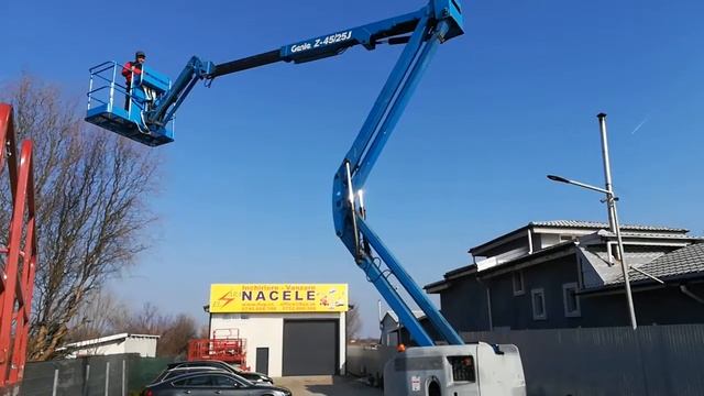 nacela cu brat diesel genie z45