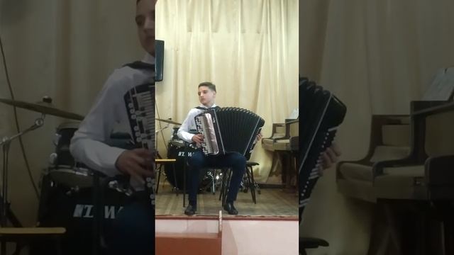 Яворський Владислав
О Денисов- Попурі на теми оперети І.Кальмана "Сільва"