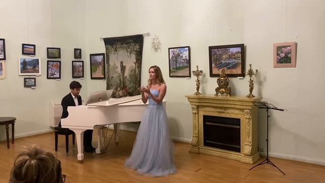 J. Massenet: Manon “Adieu, notre petite table”. Moscow gallery hall (4:00).