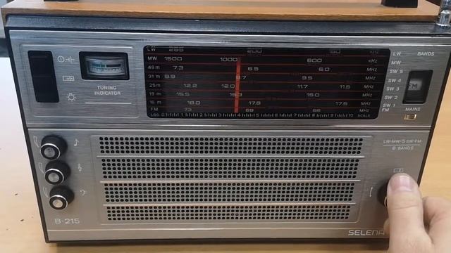 Selena b215
