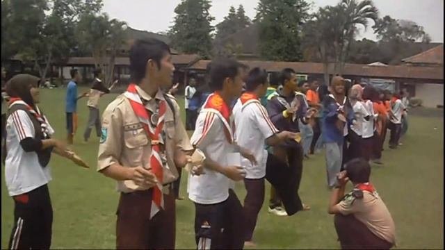 Senam Pinguin - LPT 2015 - Pramuka Politeknik Negeri Jember