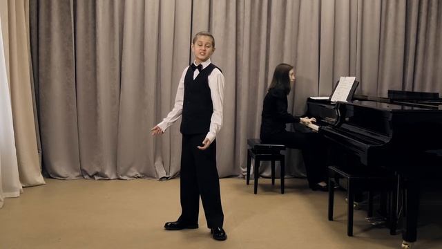 Юксел Тимур: “Tiritomba”, «’O surdato ‘nnammurato”(Влюбленный солдат) E. Cannio