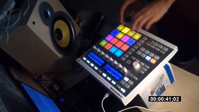 Popov jr Beats девятое видео NI Instrument Mashine MK2