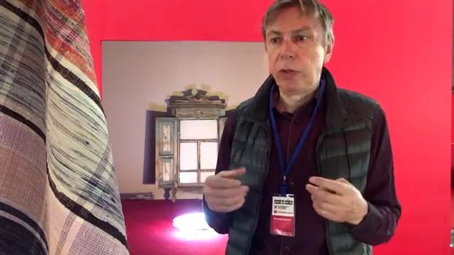 Леонид Тишков, «Ветхие флаги моей светлой родины»