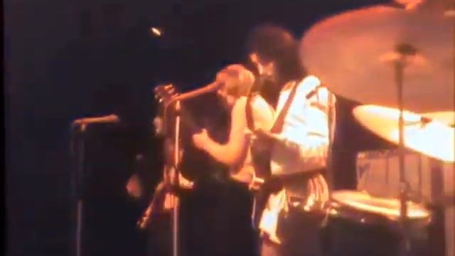 fleetwood mac ♦ oh well (live)(excerpt) ♦ colorized ♦ wide mono Ib