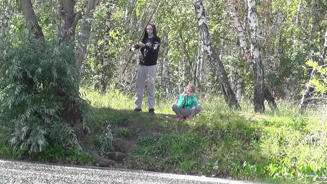 С ДЕТЬМИ ПОЕХАЛИ НА РЫБАЛКУ