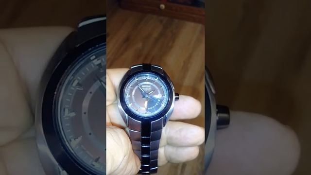 Seiko knetic retrograde automatic watch