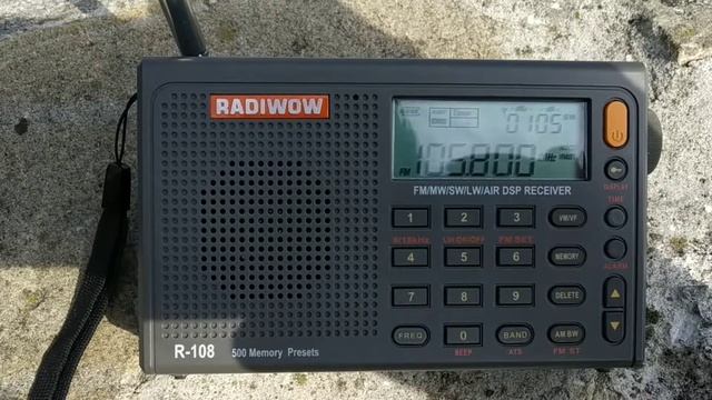 Radiwow r-108; 105.900 MHz -Polskie Radio Program II-Rzeszów (PL); Sanok; Distance:71km; 1kW V