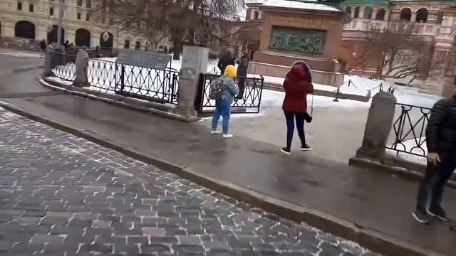 Путешествия на Диване - Красная Площадь / ЦУМ
