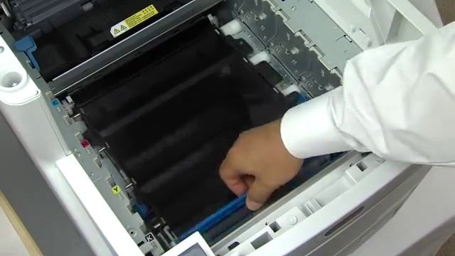 MC700 серия Как заменить транспортный ремень на серии OKI MC700