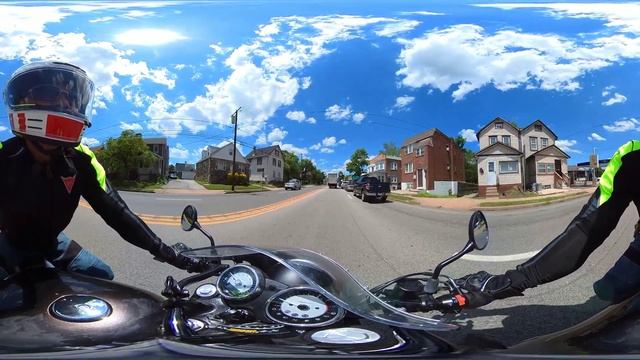 Shoei Glamster Helmet | Kawasaki W800 Cafe | Virtual Ride 360°