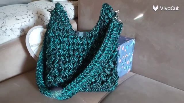 Сумочка из полиэфирного шнура с сердечником, связанная крючком.