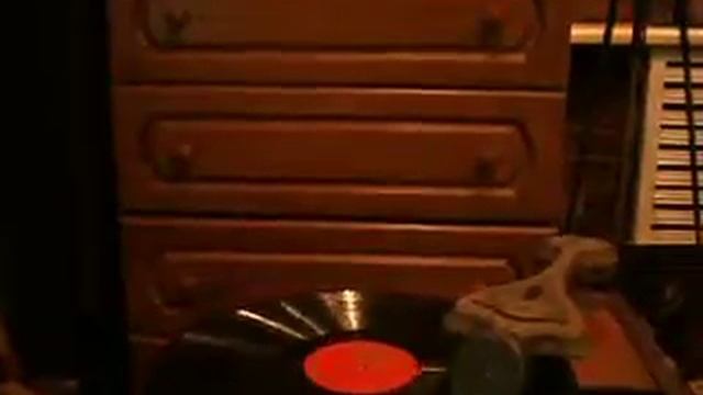 Tonarm RCA VICTOR ,,the Cobra,,  и радиоприемник Telefunken 166WK