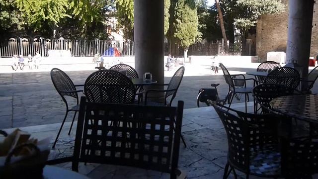 Старинная Равенна. Piazza San Francesco