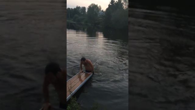 ПЕЩЕРНЫЙ ЧЕЛОВЕК КУПАЕТСЯ В ОТХОДАХ. ЧАСТЬ 2