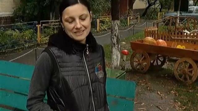 16.10.2012. На вулиці Прирічній, 27 - світловий фонтан