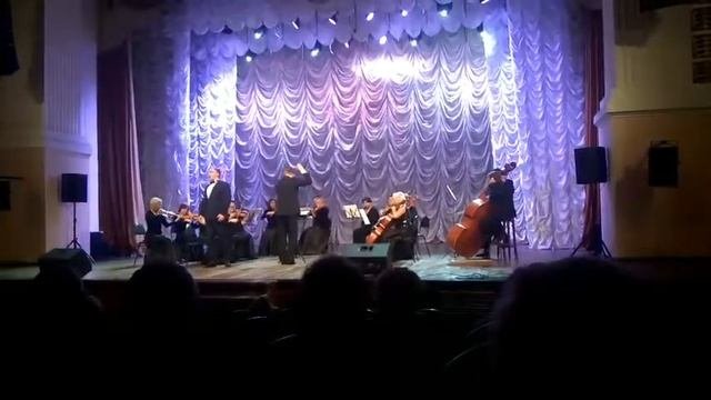 Песня певца за сценой из оперы 