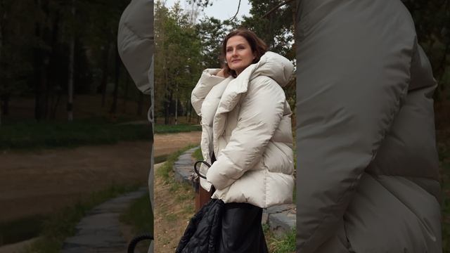 Соединили спортшик с этой фактурностью, добавив пуховую куртку в оттенке кварц! leselshop.ru