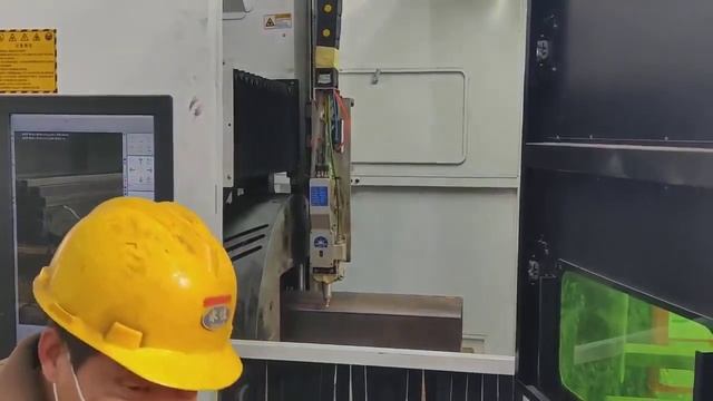 XT LASER & T seriesBig size rotary Tube Laser Cutter