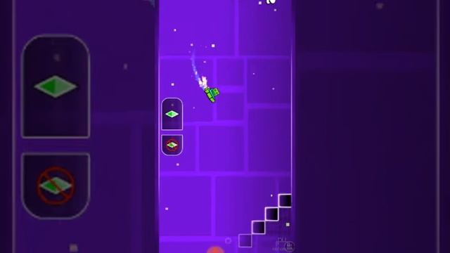 Он снимает крутую игру