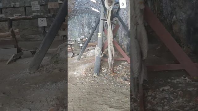 Старая  судоверфь Аланьи .Самое классное место в жару ,прохладно и красивый вид на море.